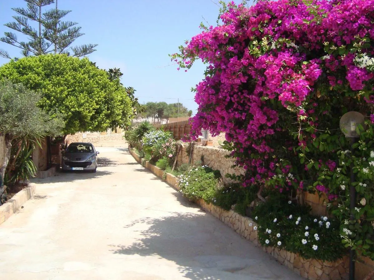 Casa vacanze Villa Fico D'India Lampedusa Italia