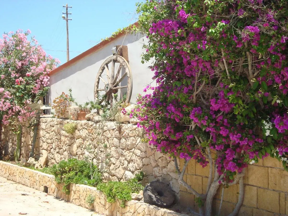Villa Fico D'India Lampedusa 0*,  Italia